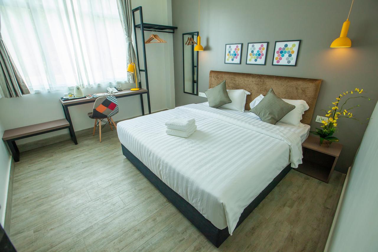 Bzz Hotel Skudai Dış mekan fotoğraf