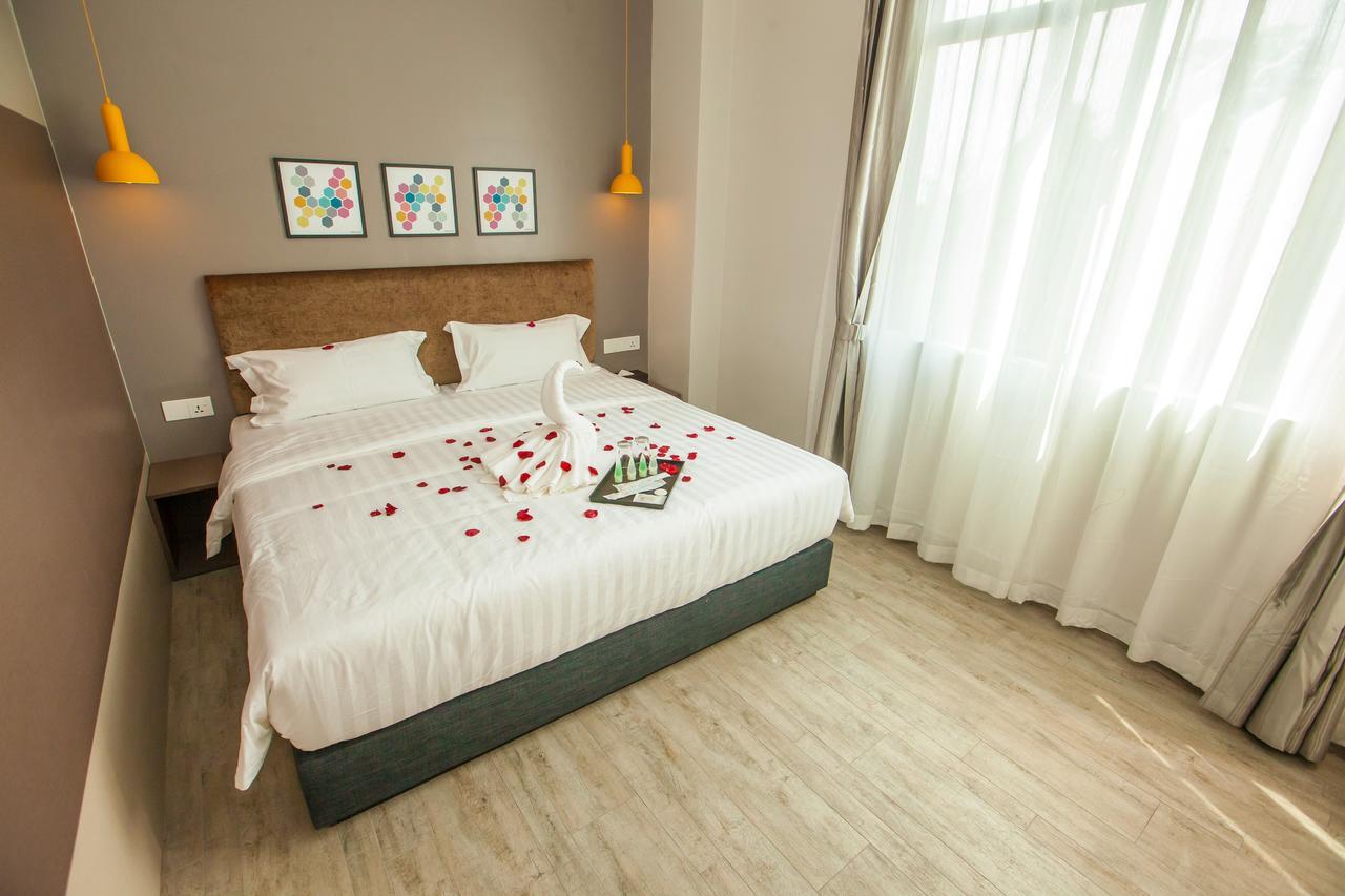 Bzz Hotel Skudai Dış mekan fotoğraf