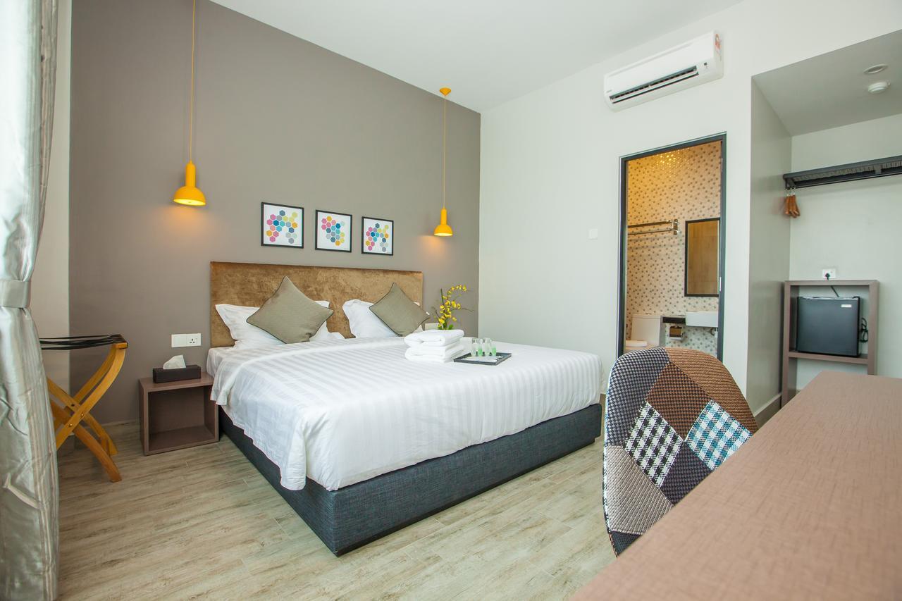 Bzz Hotel Skudai Dış mekan fotoğraf