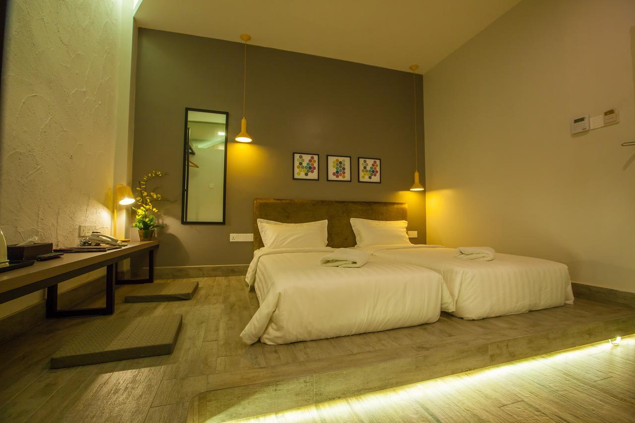 Bzz Hotel Skudai Dış mekan fotoğraf