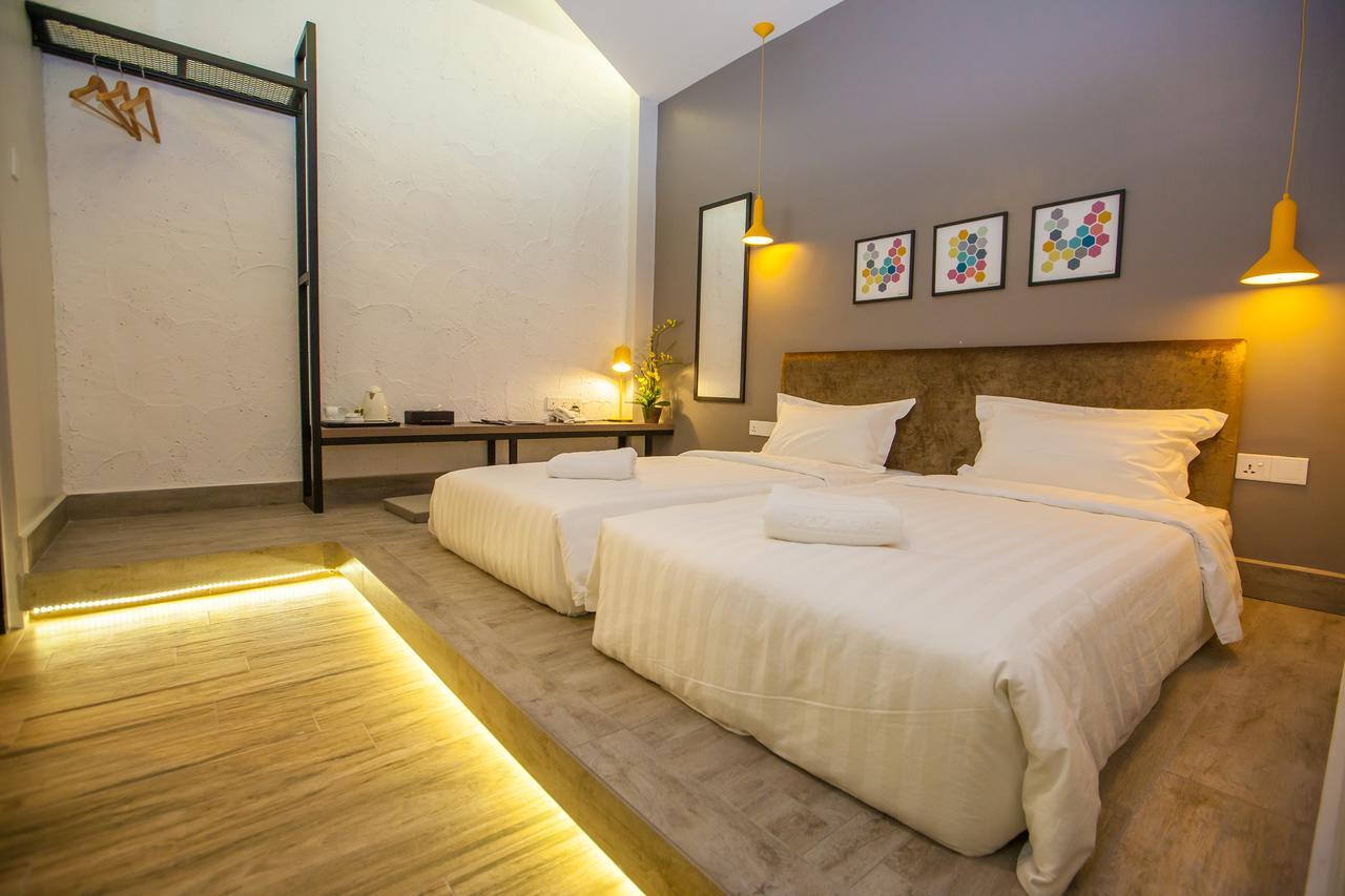 Bzz Hotel Skudai Dış mekan fotoğraf